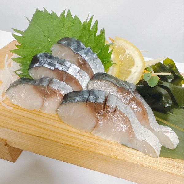 篝火別邸の自家製しめさばの写真。